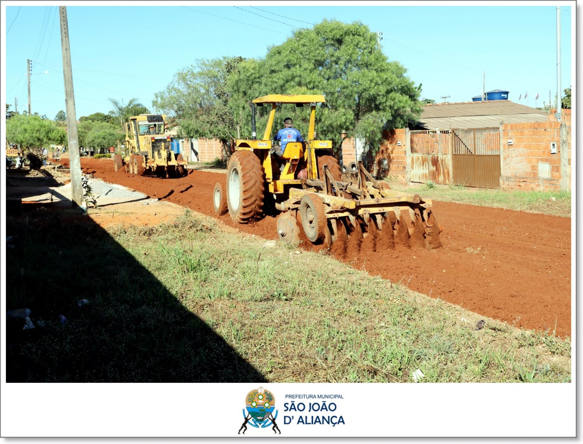 OBRAS DE RECONSTRUÇÃO DE PAVIMENTAÇÃO ASFÁLTICA NO BAIRRO BOA ESPERANÇA